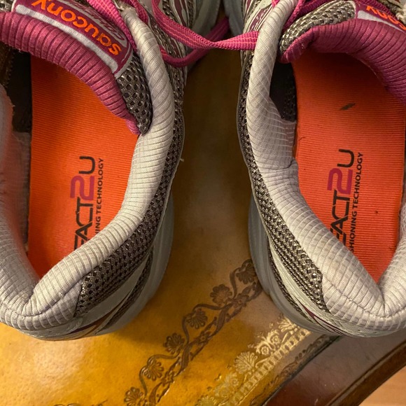 SAUCONY WOMEN'S GRAY COHESION 9 RUNNING SHOES - Picture 7 of 7